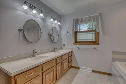 N106W7580  Chatham St, Cedarburg, WI 53012 - Photo 43