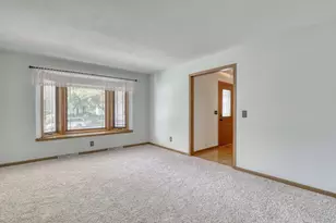 N106W7580 Chatham St, Cedarburg, WI 53012 - Photo 19