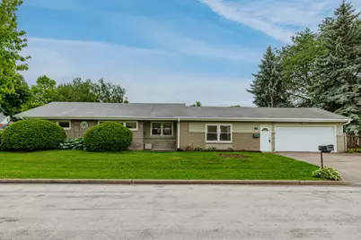11307 W Garfield Ave, Wauwatosa, WI 53226 - Photo 1
