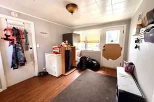 2914 S 76th St, West Allis, WI 53219 - Photo 3