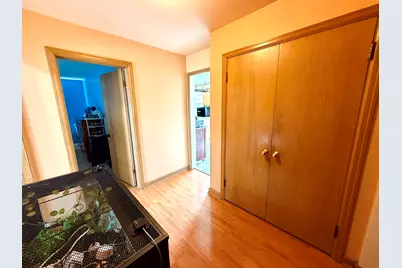 2914 S 76th St, West Allis, WI 53219 - Photo 13