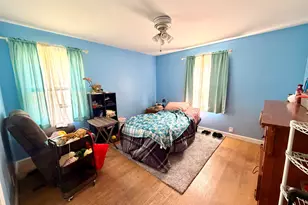 2914 S 76th St, West Allis, WI 53219 - Photo 17
