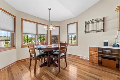 W155N6631  Blue Heron Dr, Menomonee Falls, WI 53051 - Photo 13