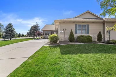 W155N6631  Blue Heron Dr, Menomonee Falls, WI 53051 - Photo 3