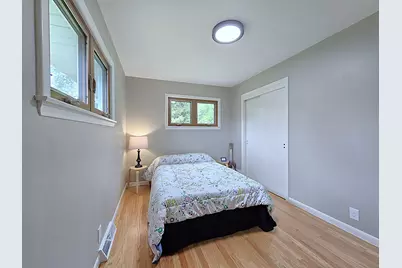 W136N7015  Claas Rd, Menomonee Falls, WI 53051 - Photo 35