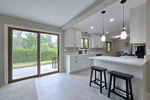 W136N7015 Claas Rd, Menomonee Falls, WI 53051 - Photo 5
