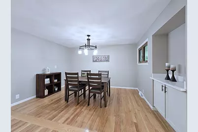 W136N7015  Claas Rd, Menomonee Falls, WI 53051 - Photo 21