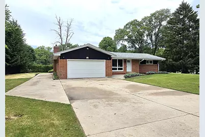 W136N7015  Claas Rd, Menomonee Falls, WI 53051 - Photo 53
