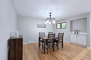 W136N7015 Claas Rd, Menomonee Falls, WI 53051 - Photo 19