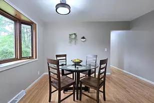 W136N7015 Claas Rd, Menomonee Falls, WI 53051 - Photo 9
