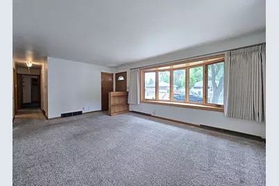 3627 S 86th St, Milwaukee, WI 53228 - Photo 17