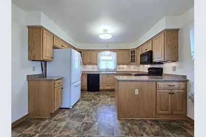 3627 S 86th St, Milwaukee, WI 53228 - Photo 3