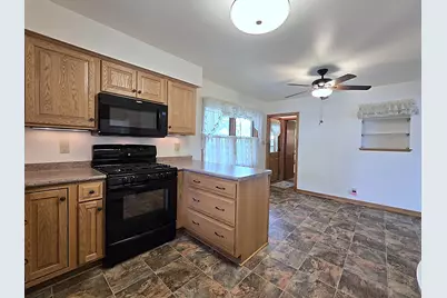 3627 S 86th St, Milwaukee, WI 53228 - Photo 7