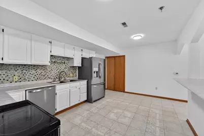 390  Dustin Dr #1-7, Brookfield, WI 53045 - Photo 15