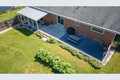 248 S Stuart Rd, Racine, WI 53406 - Photo 41