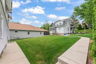 340  Park Ave #342, Pewaukee, WI 53072 - Photo 27