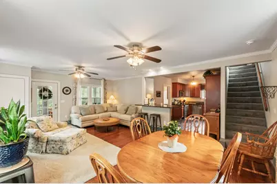 340  Park Ave #342, Pewaukee, WI 53072 - Photo 7