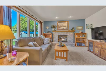 5118  Moenning Rd, Sheboygan, WI 53081 - Photo 13