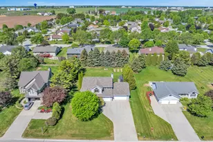 5118 Moenning Rd, Sheboygan, WI 53081 - Photo 1