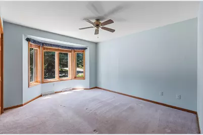 2924  Valley Vw, West Bend, WI 53095 - Photo 21