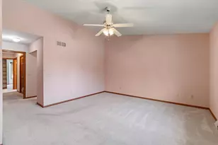 2924 Valley Ave, West Bend, WI 53095 - Photo 17