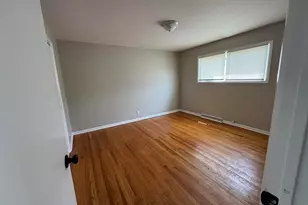 9335 W Sheridan Ave, Milwaukee, WI 53225 - Photo 11