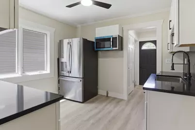 2251 S 73rd St, West Allis, WI 53219 - Photo 13