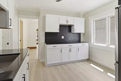 2251 S 73rd St, West Allis, WI 53219 - Photo 11
