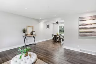 178 W Pembroke Way, Wales, WI 53183 - Photo 5