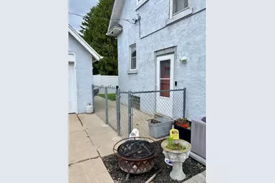 2708  School St, Two Rivers, WI 54241 - Photo 23