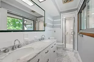 611 W Mequon Rd, Mequon, WI 53092 - Photo 27