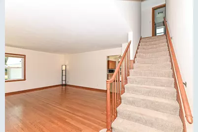 W156N8008  Pilgrim Rd, Menomonee Falls, WI 53051 - Photo 21