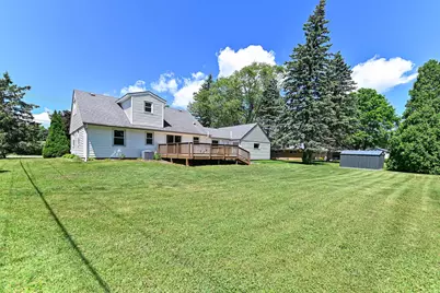 W156N8008  Pilgrim Rd, Menomonee Falls, WI 53051 - Photo 37