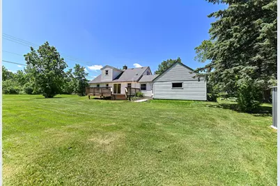 W156N8008  Pilgrim Rd, Menomonee Falls, WI 53051 - Photo 39