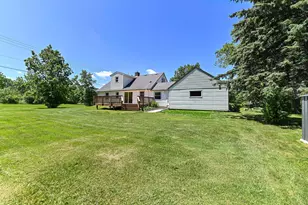 W156N8008 Pilgrim Rd, Menomonee Falls, WI 53051 - Photo 39