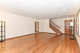 W156N8008 Pilgrim Rd, Menomonee Falls, WI 53051 - Photo 3