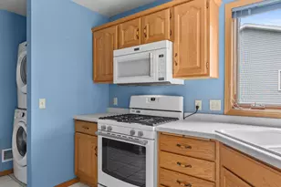 2312 Virginia Dr, Manitowoc, WI 54220 - Photo 9