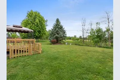 2312  Virginia Dr, Manitowoc, WI 54220 - Photo 17