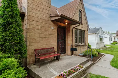 3450 N 89th St, Milwaukee, WI 53222 - Photo 3