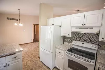772  Acadia Ave, West Bend, WI 53095 - Photo 19
