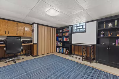 140 S Hartwell Ave, Waukesha, WI 53186 - Photo 25