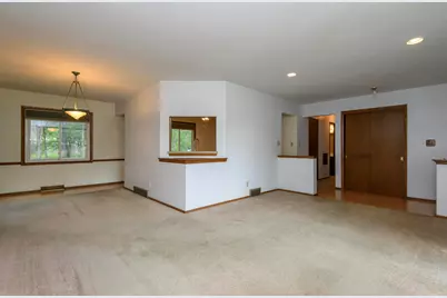 8954 N Silver Brook Ln, Brown Deer, WI 53223 - Photo 5