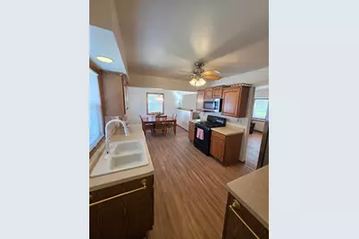5632 S Melinda St, Milwaukee, WI 53221 - Photo 3