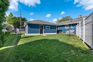 2142 Richmond Ave, Manitowoc, WI 54220 - Photo 17