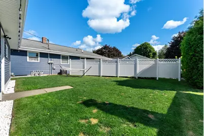 2142  Richmond Ave, Manitowoc, WI 54220 - Photo 15