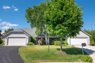 8586 N Meadowside Ct, Brown Deer, WI 53223 - Photo 21