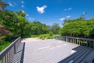 8586 N Meadowside Ct, Brown Deer, WI 53223 - Photo 23