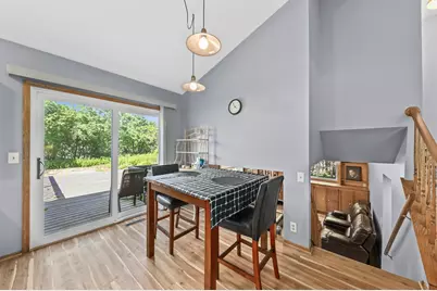 8586 N Meadowside Ct, Brown Deer, WI 53223 - Photo 11