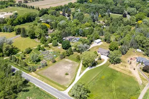 N128W17358 Holy Hill Rd, Germantown, WI 53022 - Photo 17