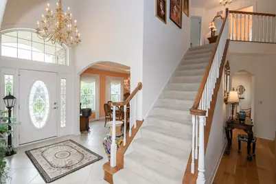 W291N4273  Prairie Wind Cir, Delafield, WI 53072 - Photo 3